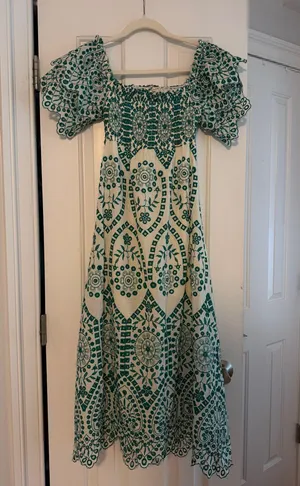 Dress Green Size M thumbnail 1