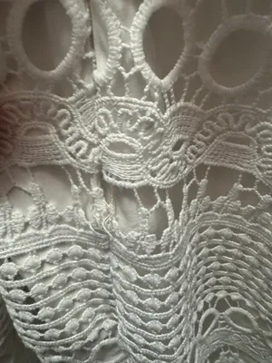 Two Sisters White Lace Dress thumbnail 3