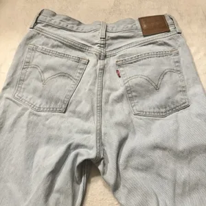 Levi's Waterless Ribcage Straight Ankle Sz 29 thumbnail 13