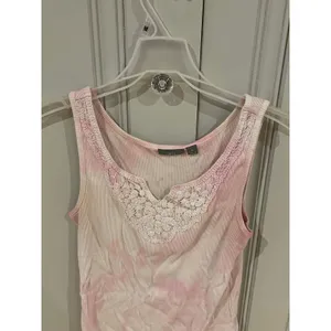 Apt. 9 Pink and white tie dye tank top size medium thumbnail 4