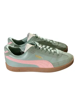 NWOT PUMA Club II Era Women's Sneakers in Green/Pink/Gum – Size 9j thumbnail 3
