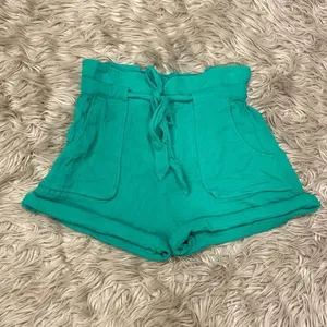 Blank NYC cotton shorts size medium thumbnail 2