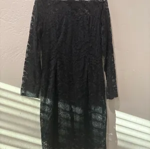 Stanzino Black Lace Long Sleeve Dress thumbnail 2
