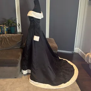 Women’s Black Off the Shoulder Christmas Holiday Winter Dress Train Size 2 NWT thumbnail 7