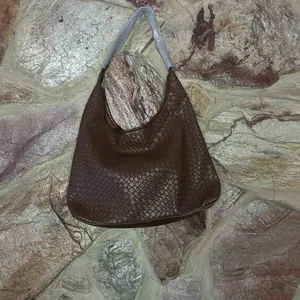 Commense Large Capacity Woven Shoulder Bag Brown thumbnail 3