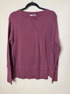 JOYLAB Maroon Burgundy Loose Side Slit Sweatshirt Long Sleeve Tee Top Size Small thumbnail 2
