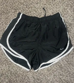 Nike Shorts thumbnail 1