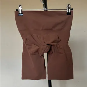 SKIMS‎ SEAMLESS SCULPT BUTT LIFTING SHORT size M thumbnail 2