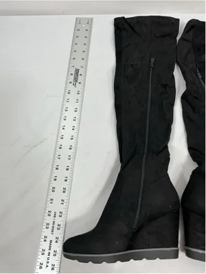 Womans New Betani Diana Otk Wedge Boots Size 7.5 Black thumbnail 2