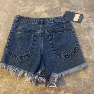 Missguided High Waisted Sequin Denim Jean Shorts thumbnail 2