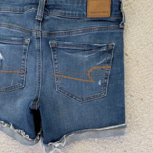 American Eagle Super Stretch Distressed Denim Shorts Dark Wash Blue Size‎ 2 thumbnail 5