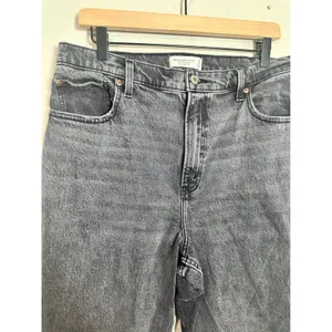 Abercrombie & Fitch The 90s Straight Curve Love Ultra High Rise Jeans 32/14R thumbnail 3