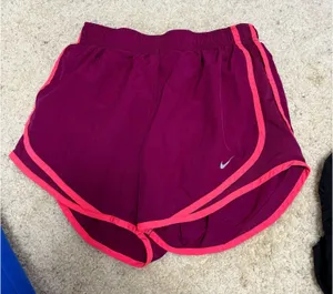 Nike shorts thumbnail 1