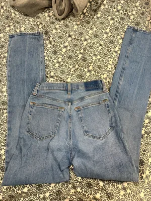 Abercrombie Ultra High Rise 90s Slim Straight Jeans — Size 25 thumbnail 2