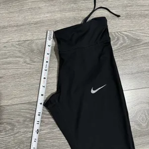 Nike Dri Fit‎ Size Medium Cropped Stretchy Leggings Womens Athletic Drawnstring thumbnail 10