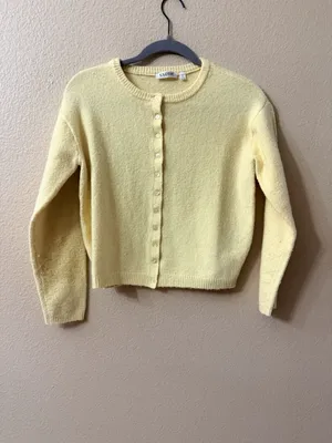 Cloth by Design Yellow Solid Knit Button Front Crew Neck Cardigan Sweater XS thumbnail 2
