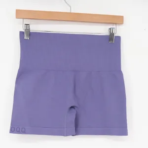 OQQ Shorts Womens L Yoga Gym Seamless Ribbed Purple Scrunch Butt Excellent thumbnail 2
