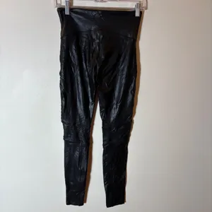 SPANX Faux Leather Moto Leggings Black High Waist Size‎ Medium thumbnail 4