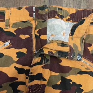 Loose Zip Camo Jeans thumbnail 6