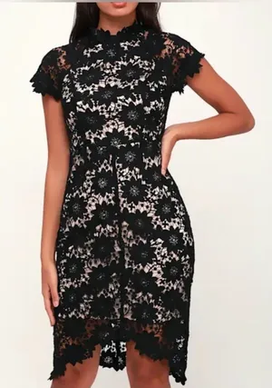 NWT Lulus Women’s Bold Love Black and Nude Lace Bodycon Midi Dress Size Small thumbnail 1