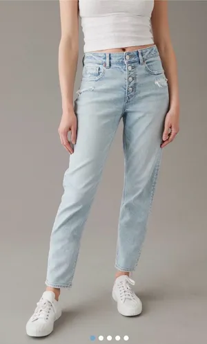 NWT American Eagle Stretch Mom Jean size 10 Long light wash 30W thumbnail 1