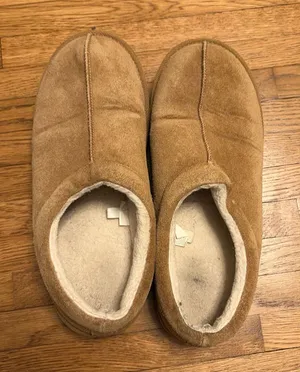 Brown Slippers Size 12 thumbnail 1