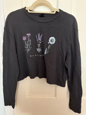 Urban Outfitters Crop Top Long Sleeve thumbnail 1