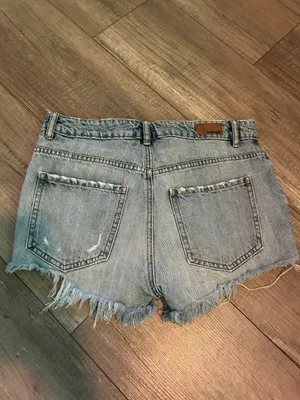 distressed denim shorts thumbnail 2