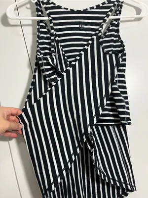 Lululemon Size 2 Black White Striped Racerback Tank Top thumbnail 3