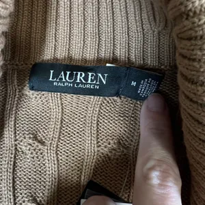 Lauren Ralph Lauren Camel Cable Knit Buckle Cardigan Sweater NWT Medium Designer thumbnail 3