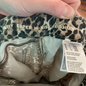 American Eagle cheetah print curvy super high rise 6 short jeggings thumbnail 2