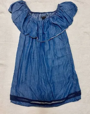 Women's off the‎ shoulder Denim Dress Ruffle Top Vacation mini dress Sz Small thumbnail 1