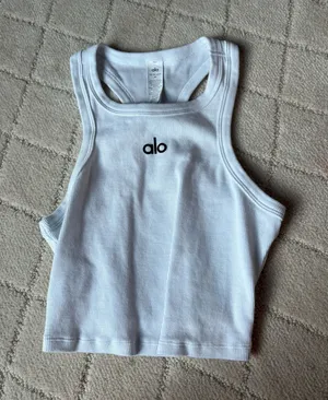 Alo Yoga Tank Top thumbnail 1