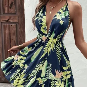 Backless Halter Dress Size M thumbnail 3