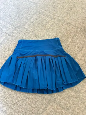 Blue Amazon gold hinge thumbnail 2