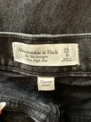 Abercrombie Curve Love The 90s Straight Ultra High-Rise thumbnail 2