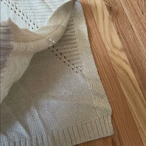 LAmade Turtleneck Poncho Sweater Womens Small Cream Oatmeal Minimalist Layering thumbnail 3