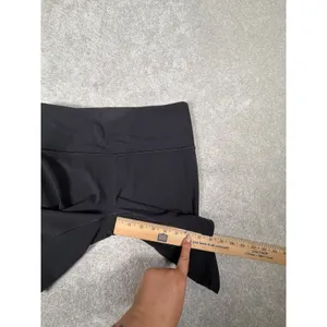 Athleta‎ Mid Rise Elation 8in Inseam Athletic Yoga Biker Shorts Small Black thumbnail 7