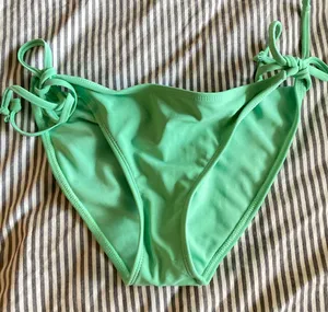 Bathing Suit Bottom Green Size M thumbnail 1