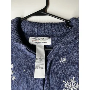 Heirloom Collectibles Sweater Women's 1X Blue Full‎ Zip Christmas Knit Snowflake thumbnail 7