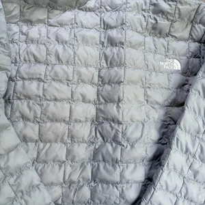 The North Face Thermoball Women’s Jacket xL thumbnail 10