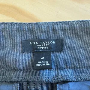 Ann‎ Taylor Factory Petite Gray Straight Leg Dress Pants Trousers 6P Charcoal thumbnail 6