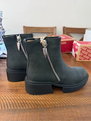 Seven7 Black Side-Zip Platform Booties thumbnail 2