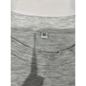 NWOT! HOCUS POCUS Crew neck grey size medium thumbnail 3