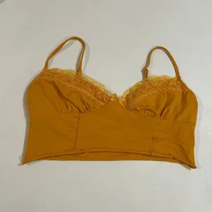 Princess Polly Mustard Lace Trim Bralette Top Size 6 US / AU 10 thumbnail 2