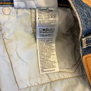 Levi's 501 Original Denim Shorts Womens 28 Distressed 2.5"‎ Festival Dark Wash thumbnail 8