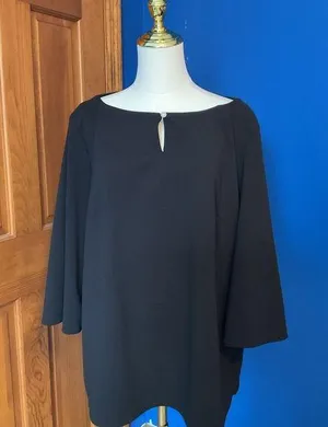 Anne Klein Black Tunic Top with Pearl Button. Size XL thumbnail 1