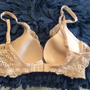 Victoria's Secret Very Sexy Bra 34C thumbnail 2