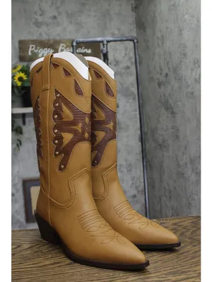 NWT Madden Girl Faux Leather Stud Pointed Toe Western Boots Natural Brown 8M thumbnail 10