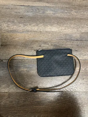 Michael Kors Belt Bag thumbnail 4